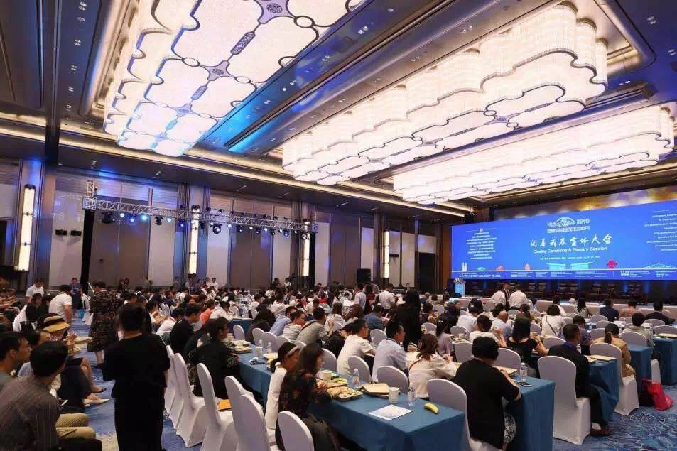 VC大会新观察：近视防控，改善眼部微循环是关键