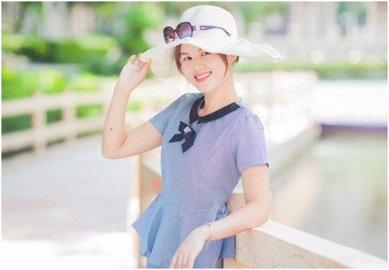 瑜伽教练讲述与眼贴的故事