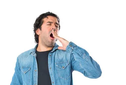 犯困身体扛不住,做做这个动作帮你缓解